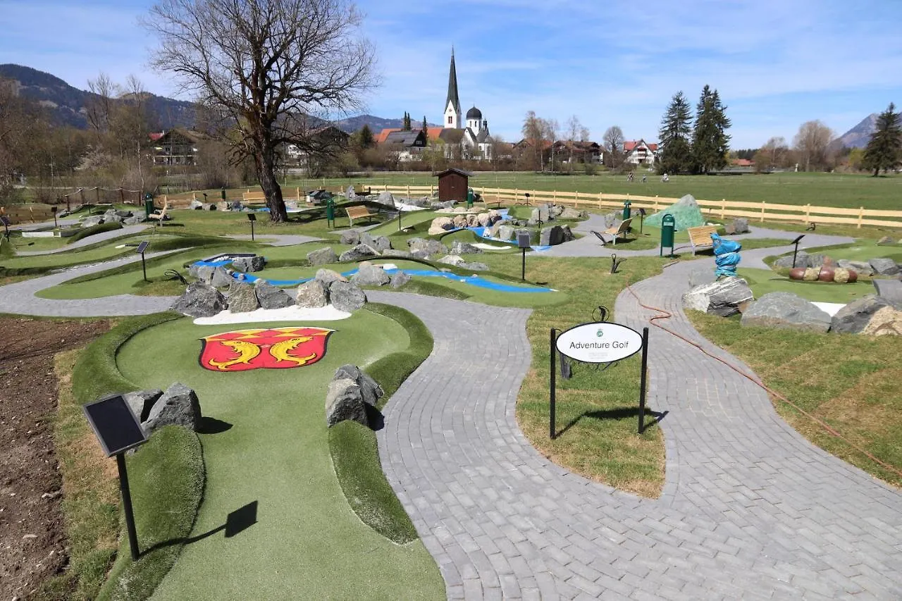 בית הארחה Fischen im Allgaeu Gaestehaus Luitz-Kennerknecht גרמניה